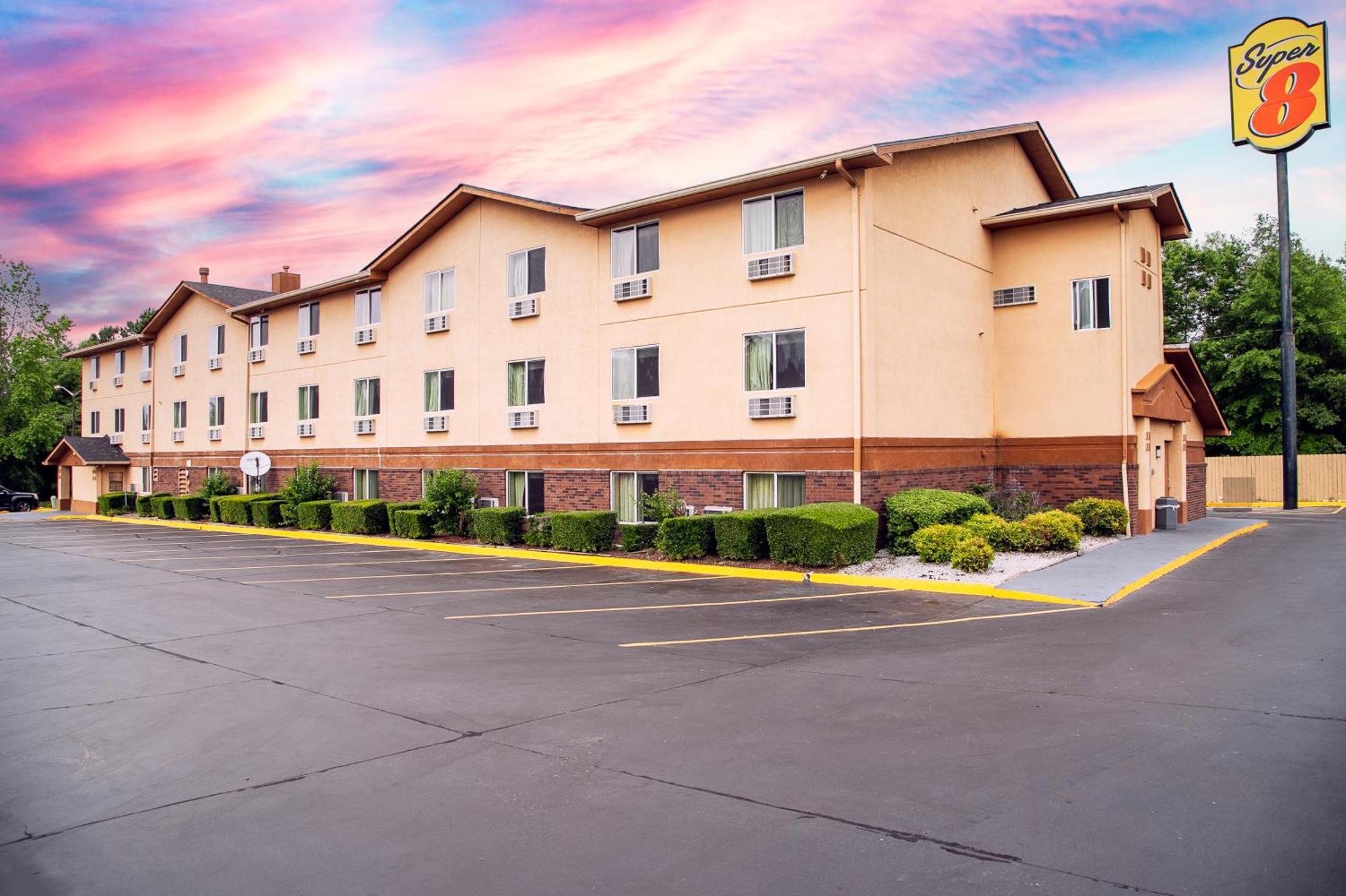 Super 8 By Wyndham Augusta Ft Eisenhower Area Exteriér fotografie